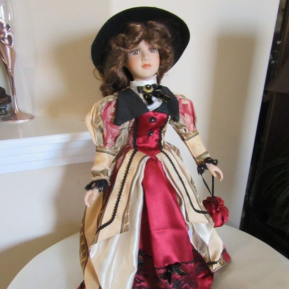 Doll Collection by Victoria Rose - Picture 3 of 11